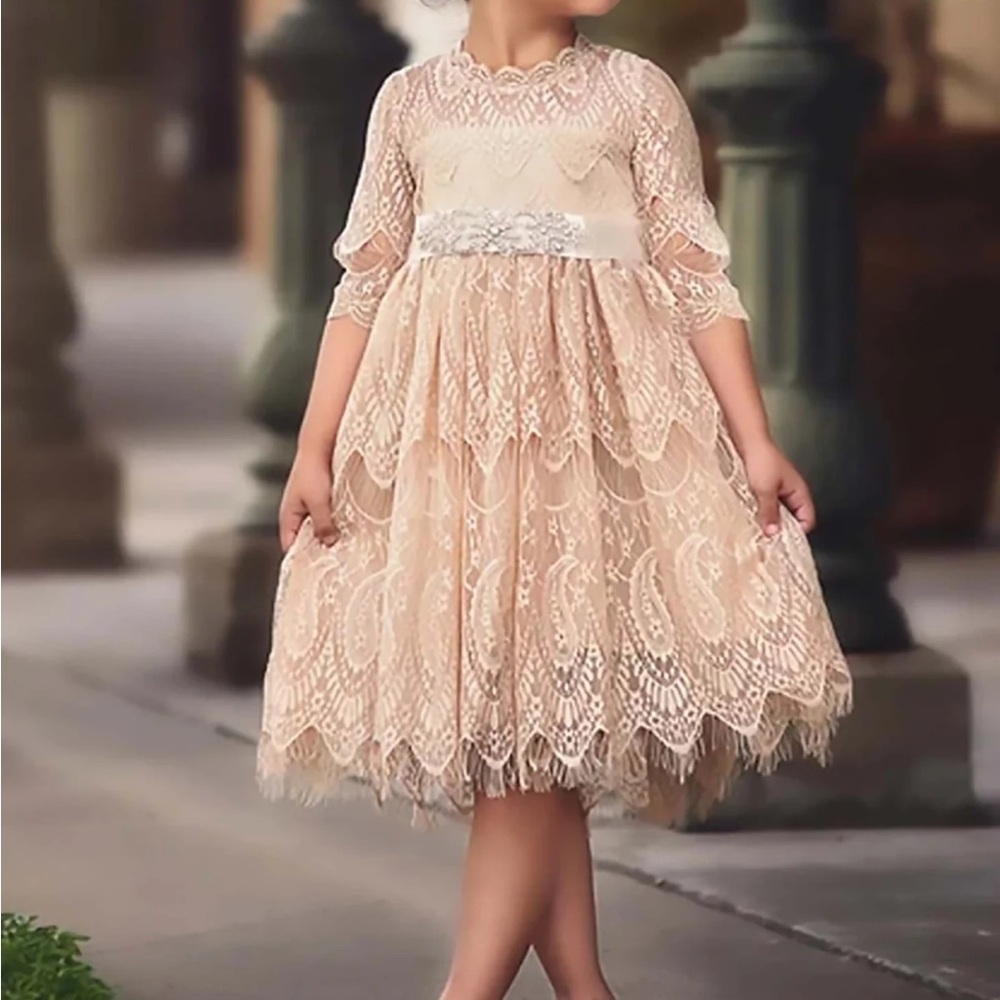 Elegant Lace Kids Formal Dress in Cream